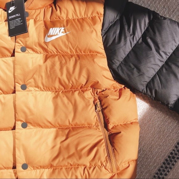 Mens sportwear Down Fill jacket - Picture 2 of 7